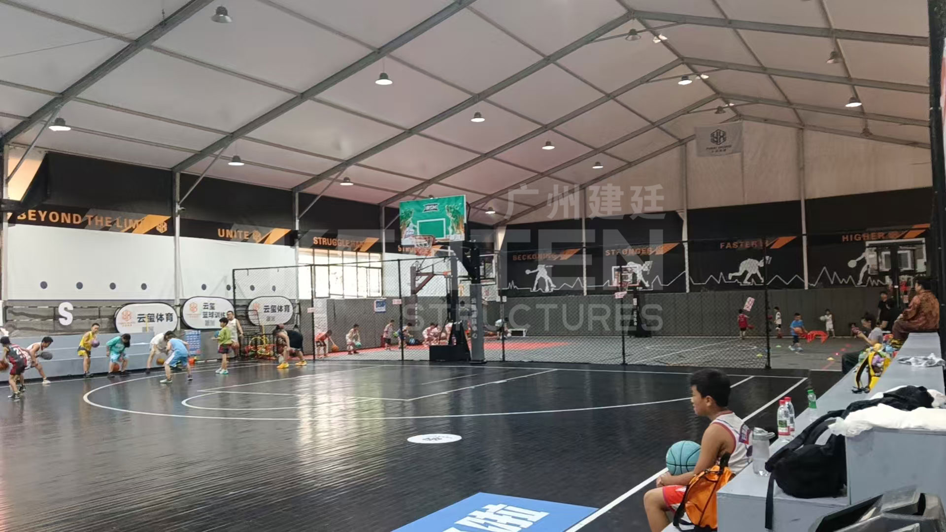 篮球场篷房